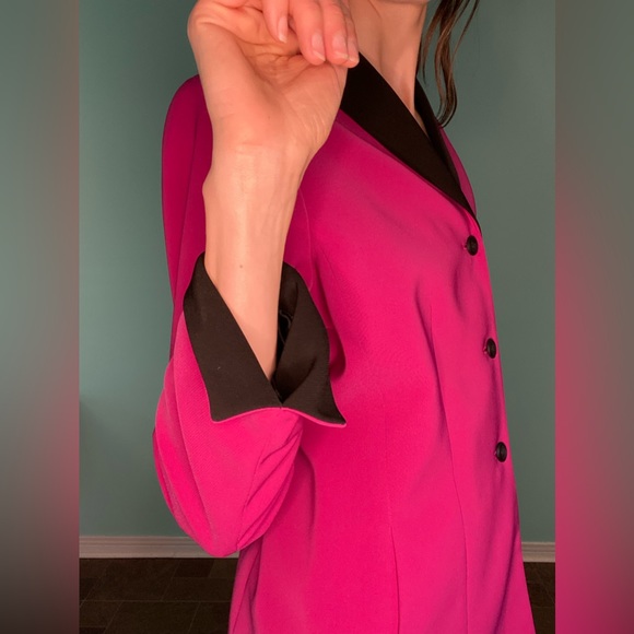 90’s Magenta Power Blazer - Picture 4 of 11